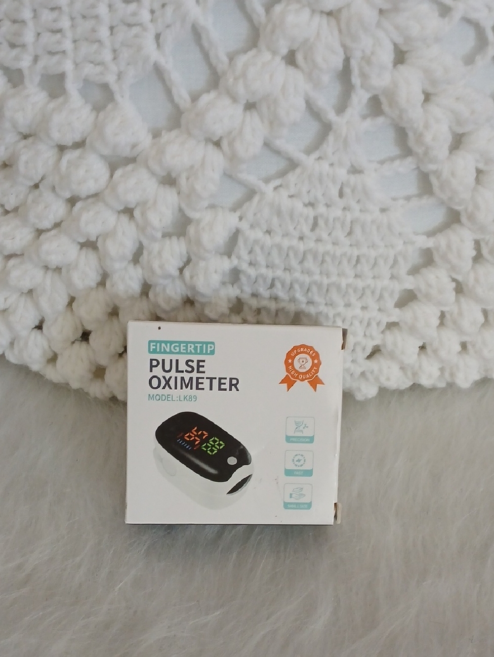 White Fingertip Pulse Oximeter - Accurate SpO2 & Pulse Readings